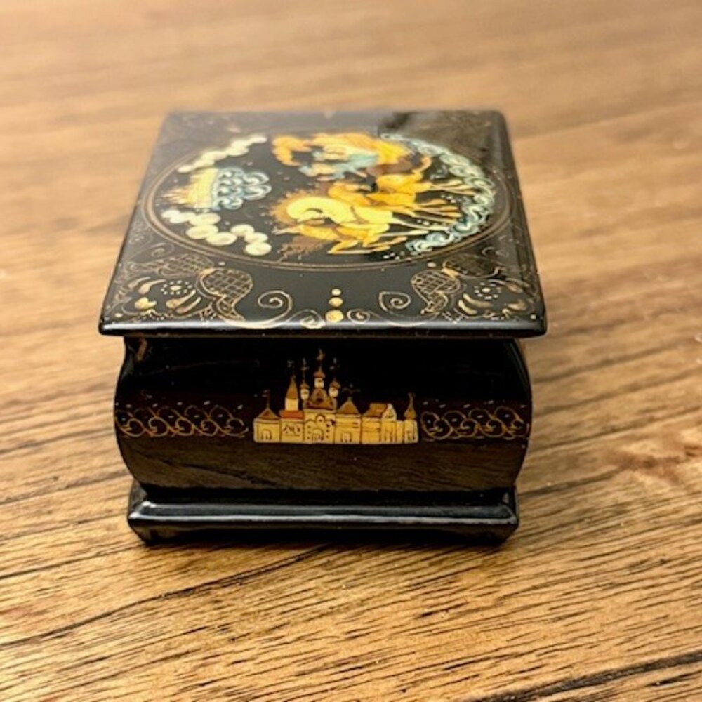 Russian Palekh Troika Horses Laquer Trinket Box - Picture 7 of 14